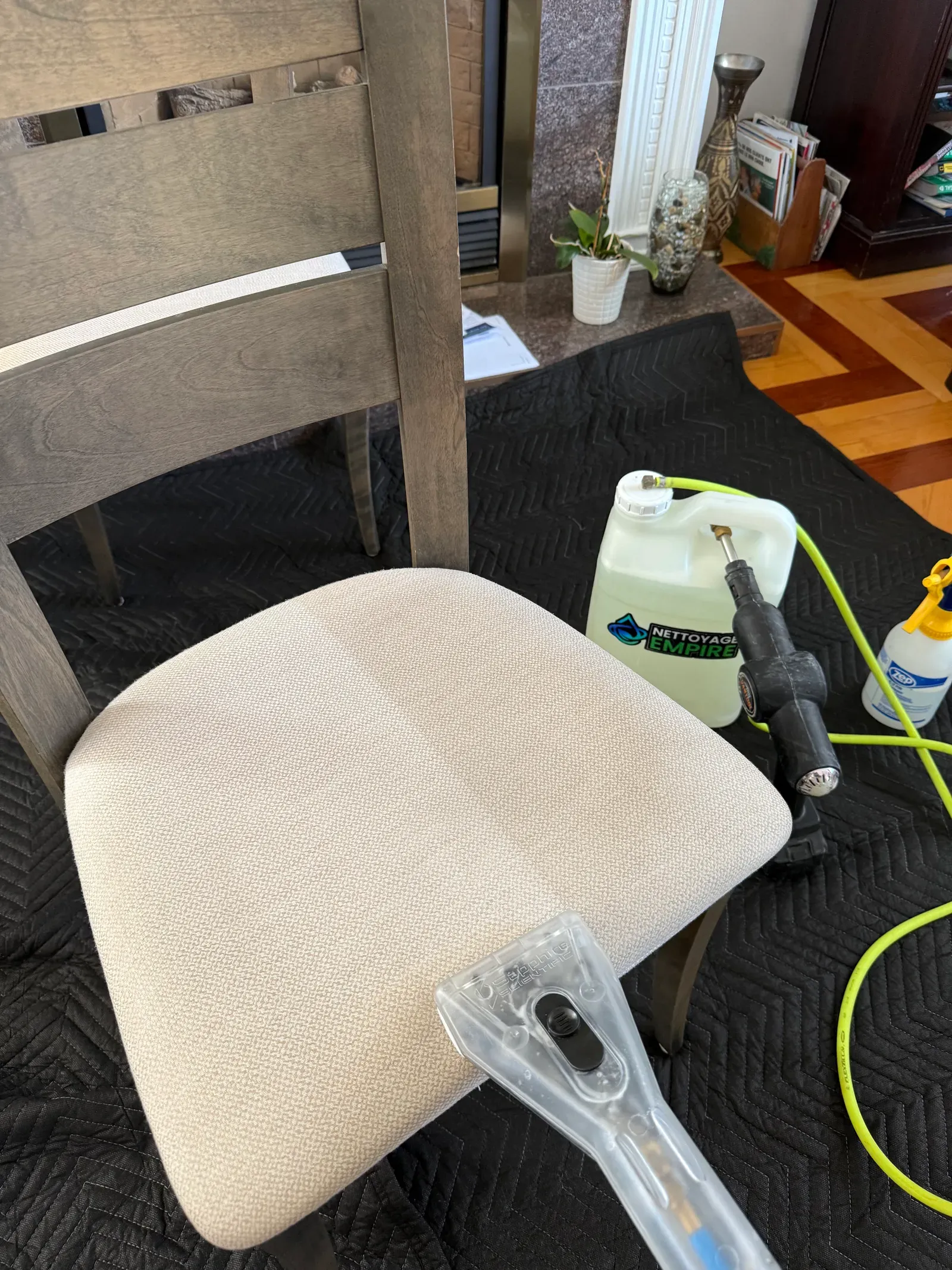 Nettoyage de meubles en tissu - Image 4