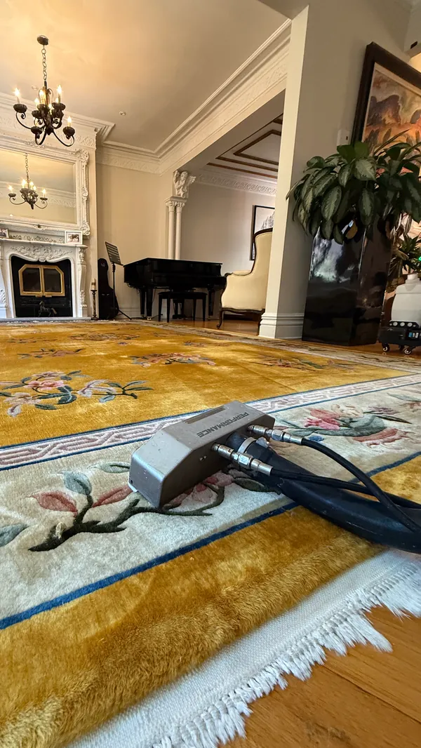 Aperçu de la vidéo : Nettoyage de carpette orientale à domicile à Westmount | Nettoyage à la vapeur